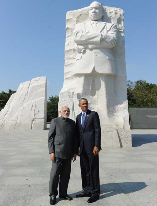 01obama_with_modi.jpg