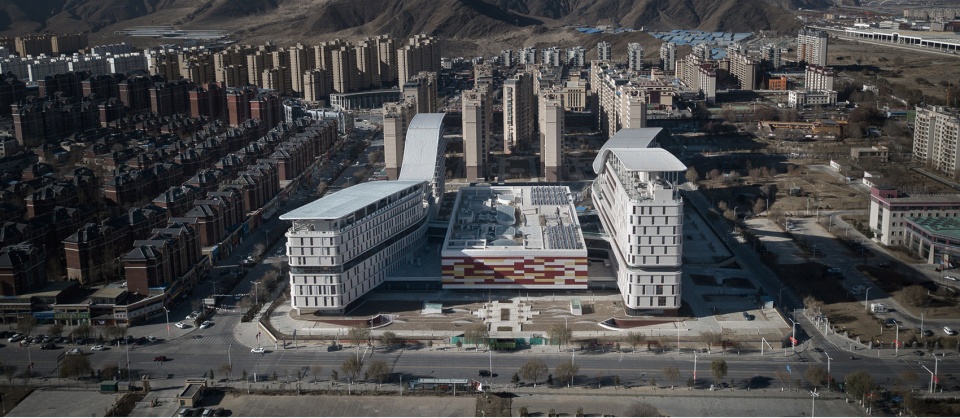 04-Tibet-Woman-and-Children-Hospital_Bazuo-Architecture-960x418.jpg