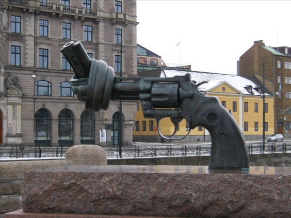 10127 sweden malmo revolver thumbnails.jpg