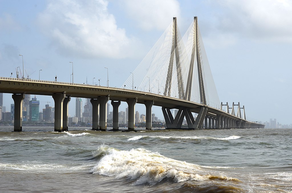 1024px-Bandra_Worli_Seal_Link[1].jpg