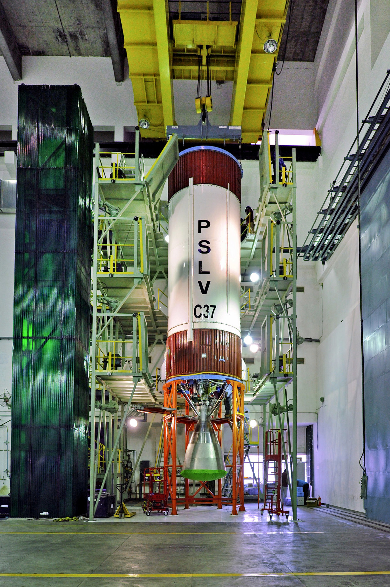 10pslv-c37liquidstageatstageprocessingfacility.jpg