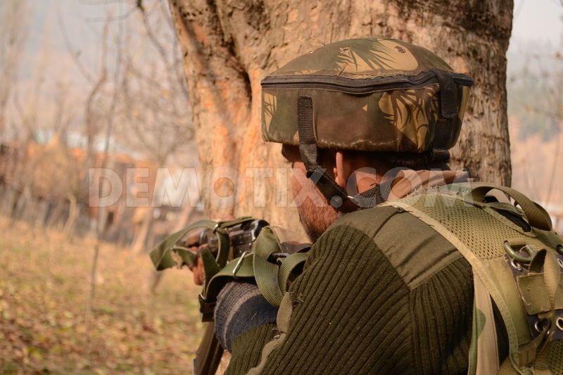 1386086493-three-lashkhar-militants-killed-in-encounter-at-handwara-kashmir_3408150.jpeg