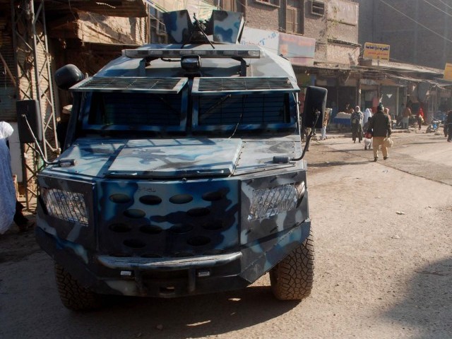 1419121-peshawarpoliceapcarmouredvehiclesecurityphotoppi-1495713716-299-640x480.jpg