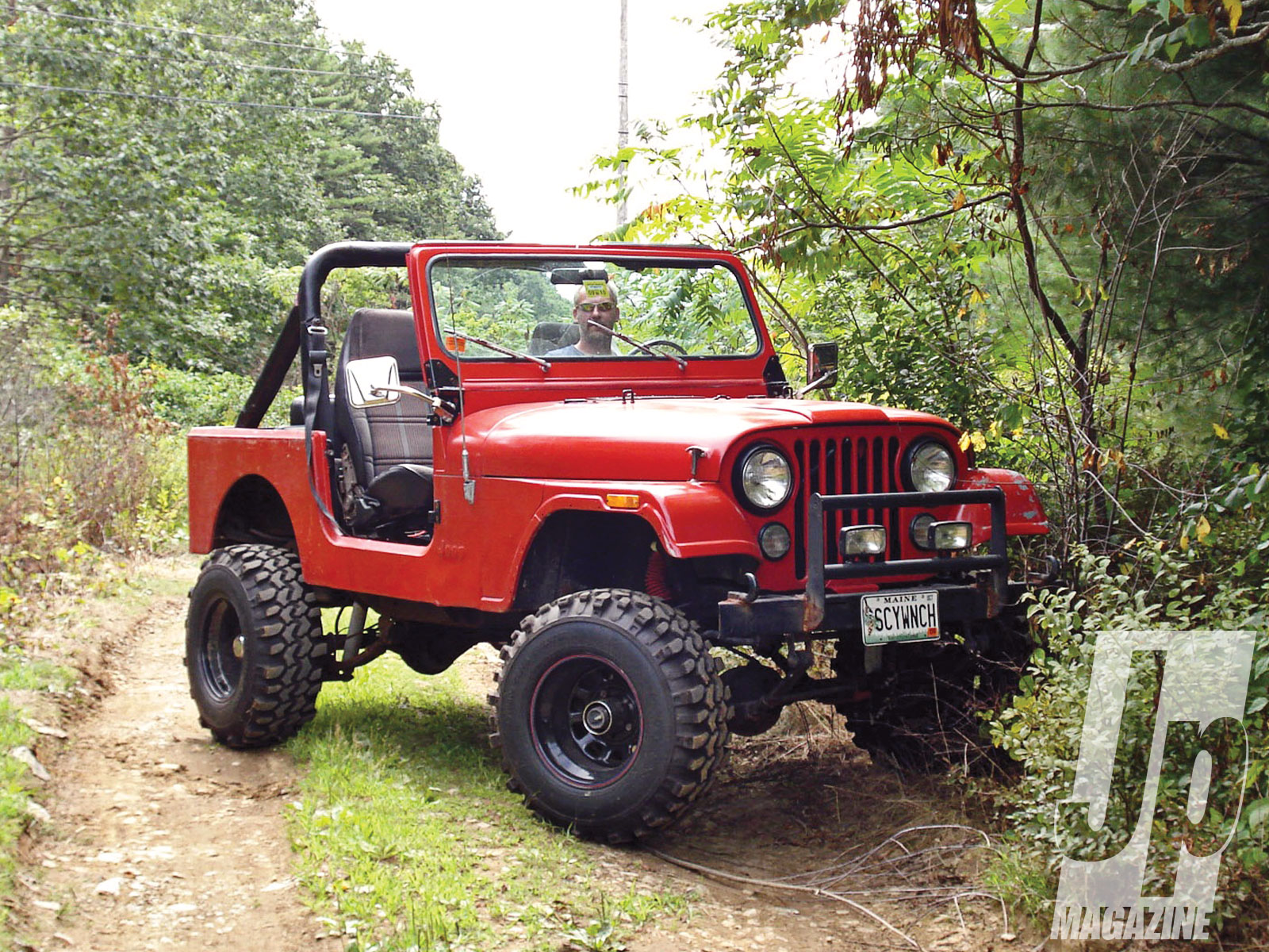 154_1104_14_o+154_1104_april_2011_jeep_shots+1984_jeep_cj7_front_shot.jpg