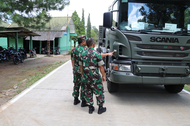 156.Yonif-Mekanis-Raider-411-Kostrad-Terima-Tranposter-Baru-1.jpg