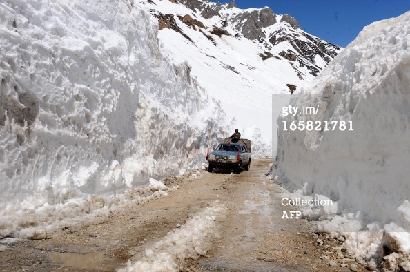 165821781-an-indian-army-convoy-negotiates-the-gettyimages.jpeg