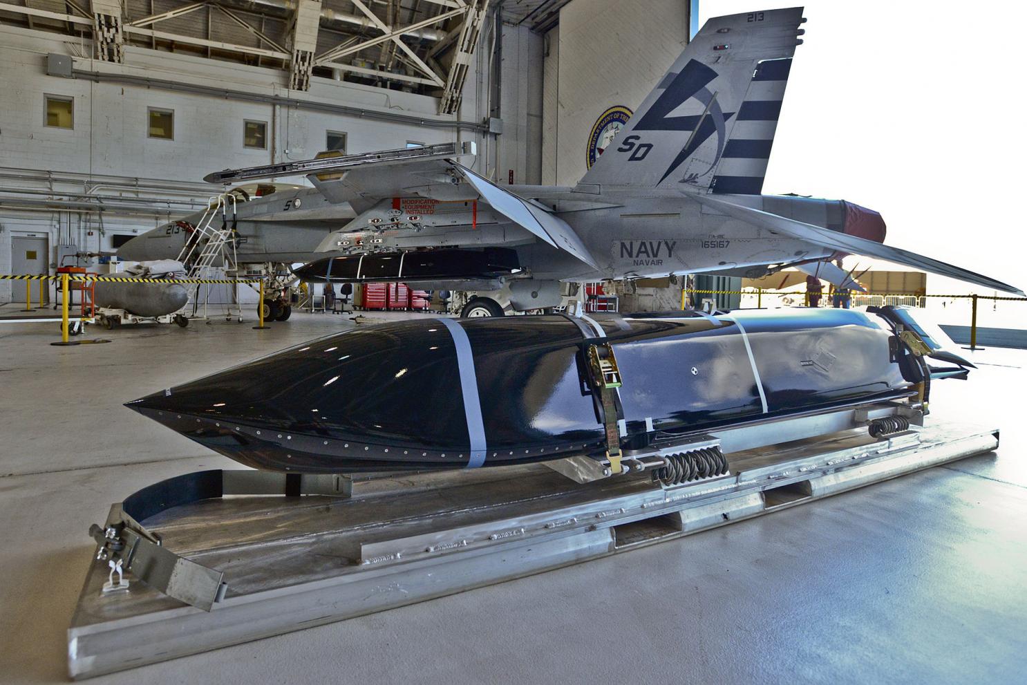 1920px-a_lrasm_at_nas_patuxent_river_2015_aug._12_2015.jpg