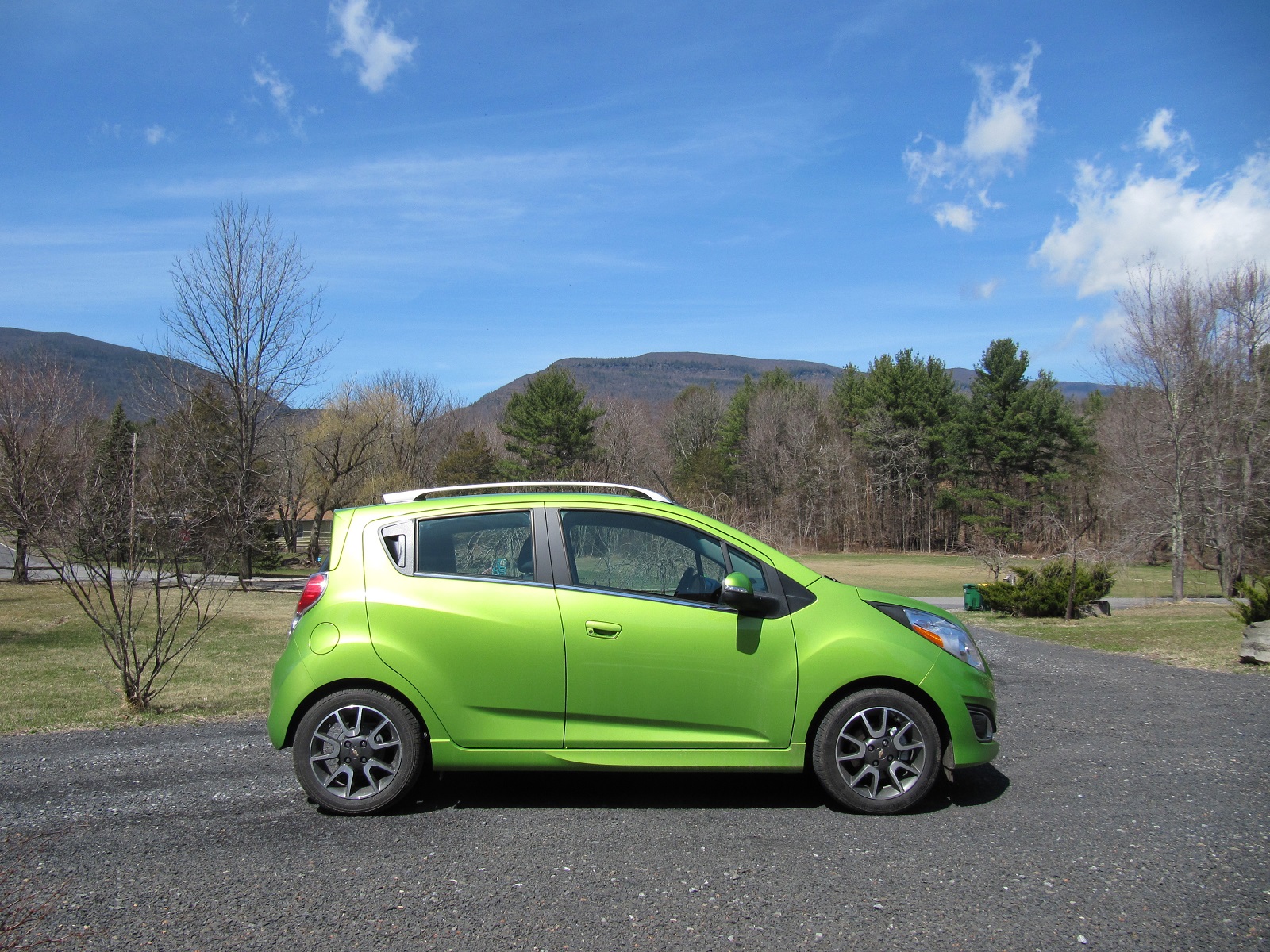 2014-chevrolet-spark-catskill-mountains-apr-2014_100466676_h.jpg