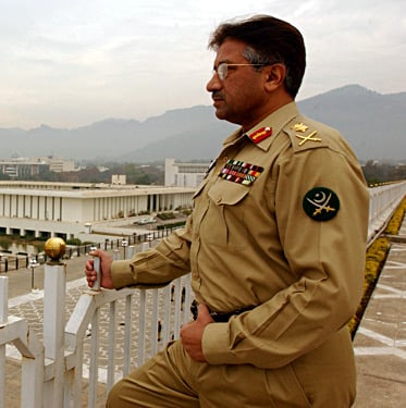 2119554-musharraf_uniform_photo-1576568226.jpg