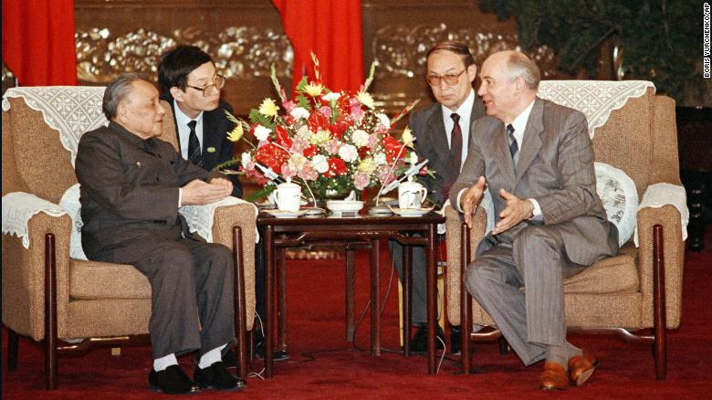 220830190917-gorbachev-china-1989-exlarge-169.jpg