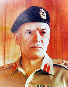 220px-General_Akhtar_abdur_rahman.jpg