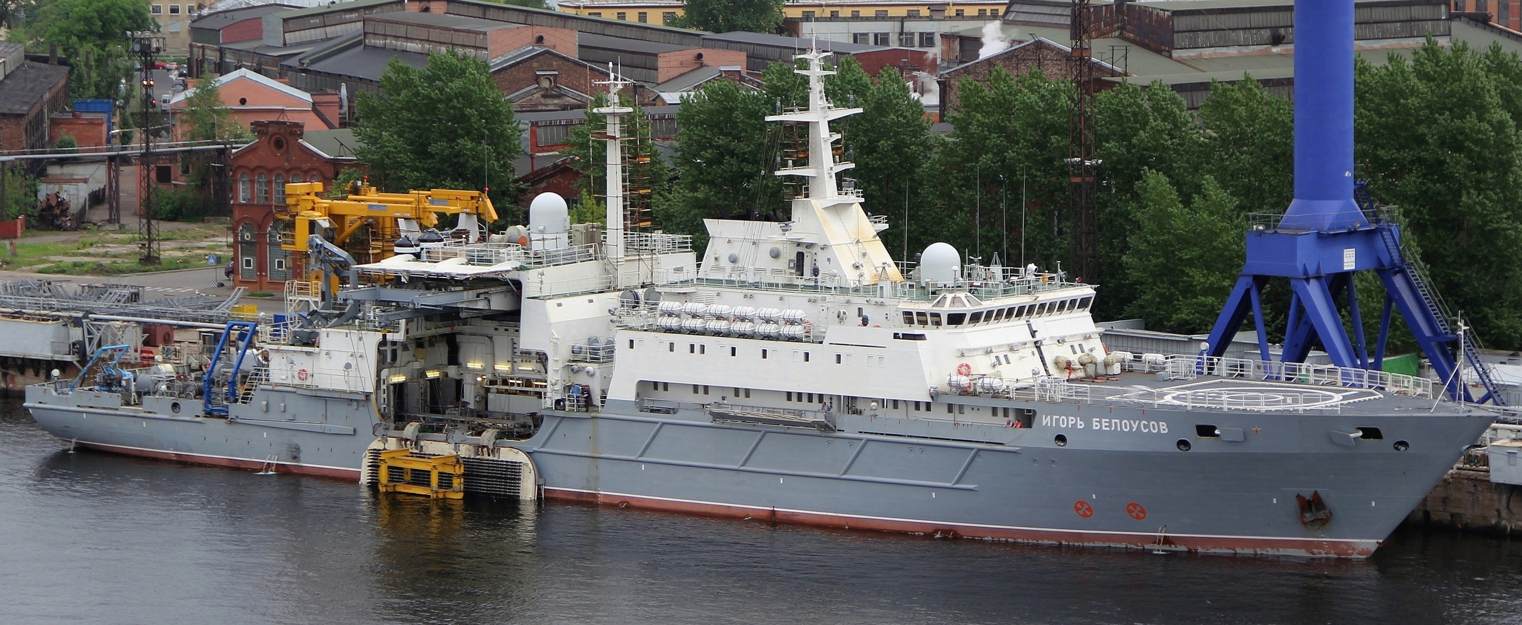 26-3845986-21300-igor-belousov-admiraltejskie-verfi-26.05.2015-02.jpg