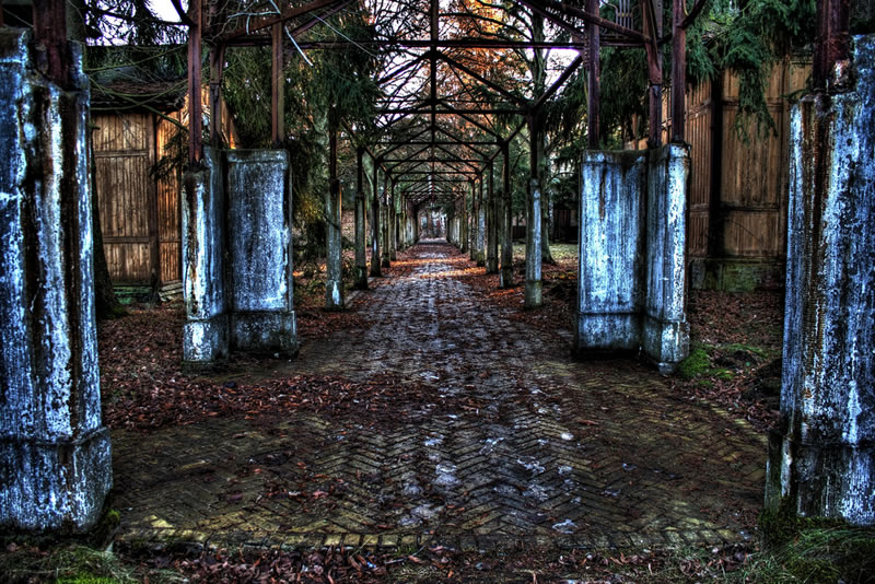 2Beelitz-Heilstätten[1].jpg