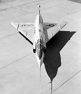 340px-Convair_YF-102_53-1785_on_Ramp_E-2550.jpg