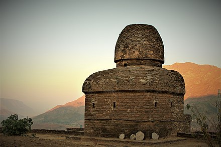 440px-A_Vihara_of_Buddhism_in_Swat_KPK_Pakistan.jpg