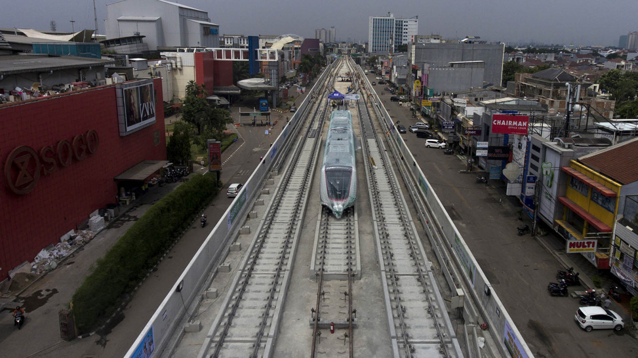 5ad44f702275e-kereta-lrt-kelapa-gading_1265_711.jpg