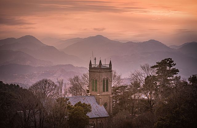 640px-Sunset_in_hills-kpk.jpg