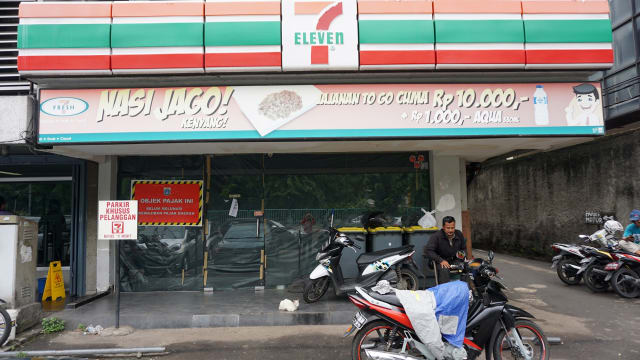 7 Eleven 8.jpg