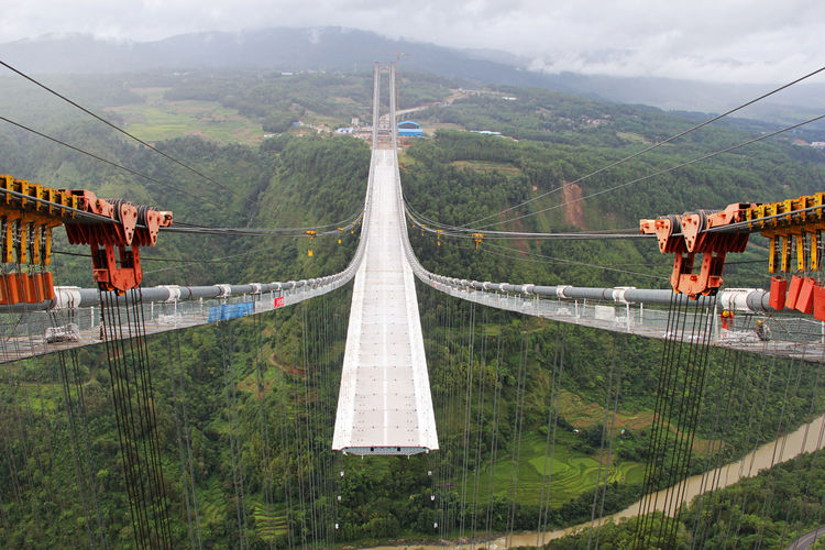 750px-LongjiangWideHighlineDeck.jpg