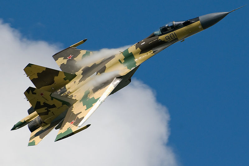 800px-Su-35_in_flight._%283826731912%29[1].jpg