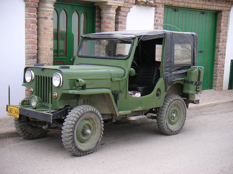 800px-Willyjeep01.jpg