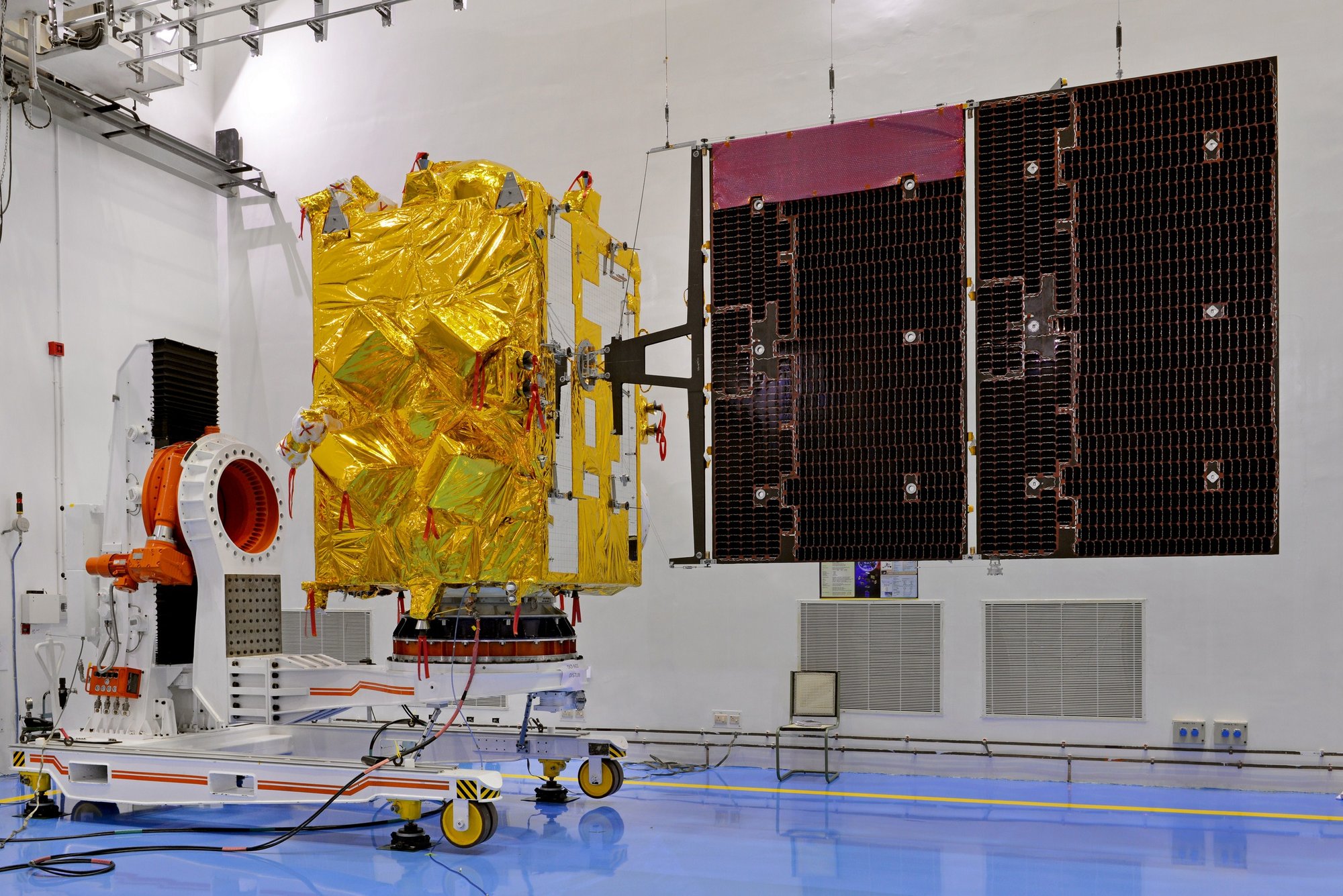 9insat-3.jpg