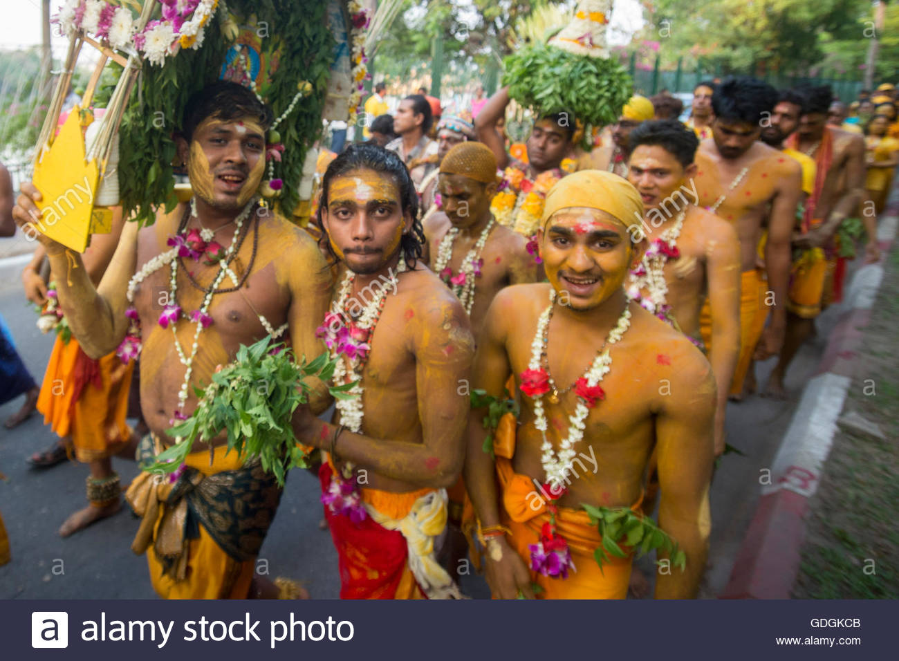 a-indian-style-fire-walk-festival-in-the-city-of-yangon-in-myanmar-GDGKCB.jpg