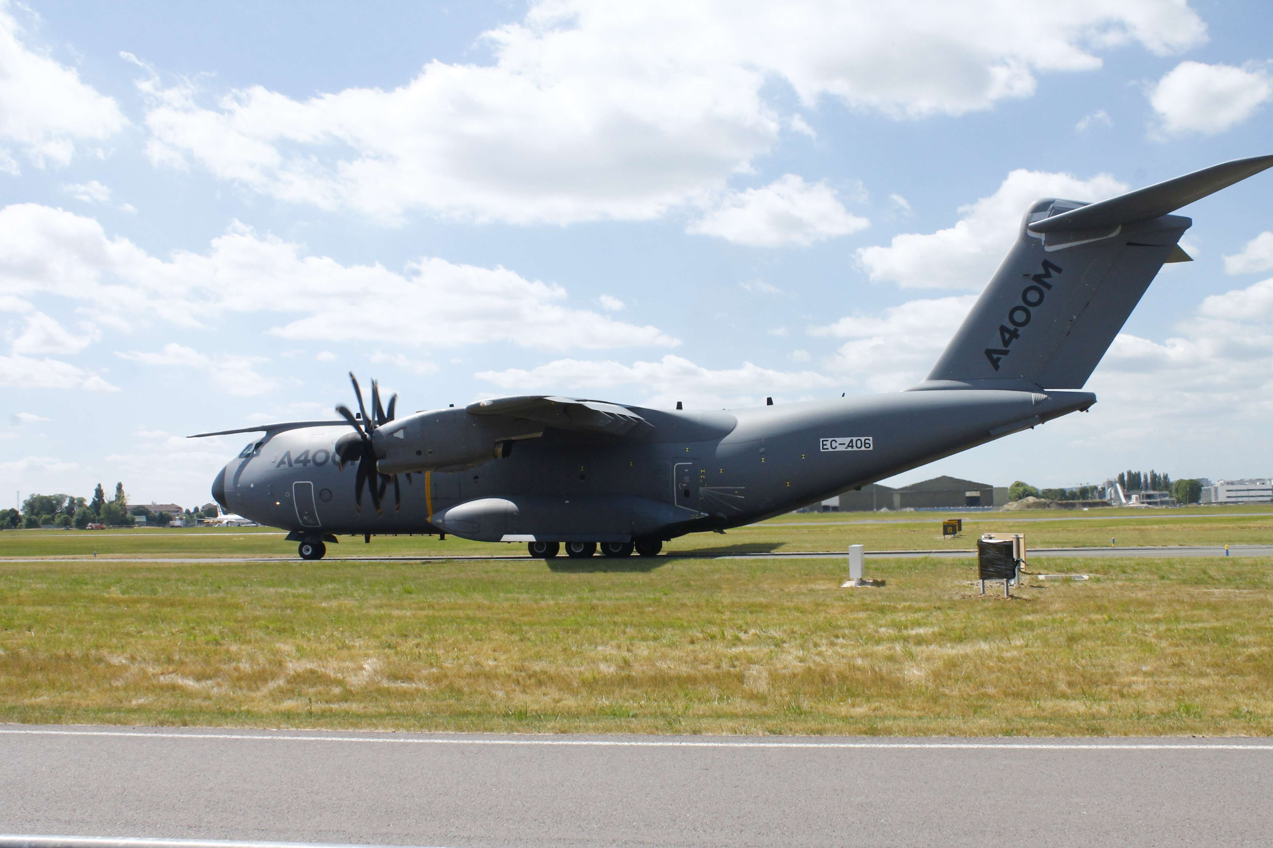 A400m1.jpg