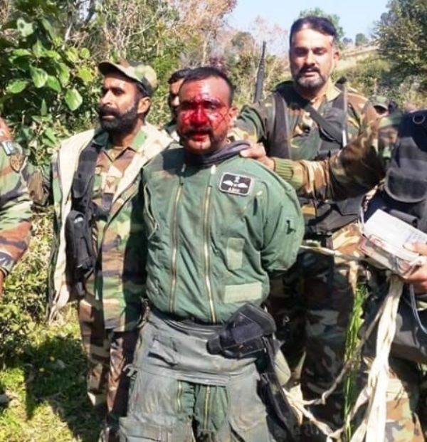 Abhinandan-Varthaman-In-The-Custody-Of-Pakistan.jpg