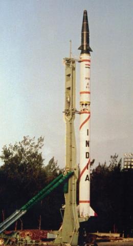 Agni-2-rail-launcher.jpg