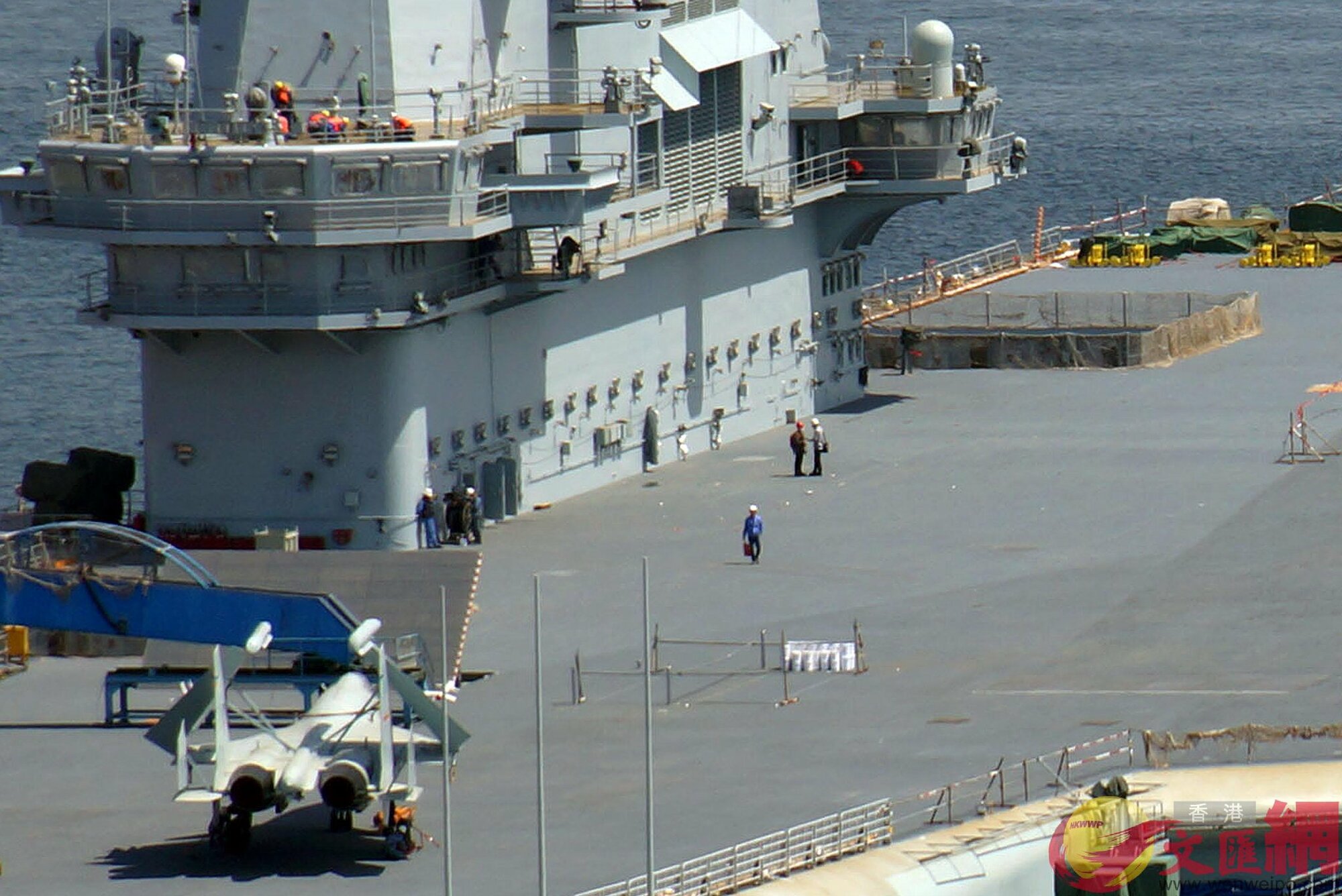 Aircraft Carrier 002 with dry dock was again flooded 20190426 03.jpeg