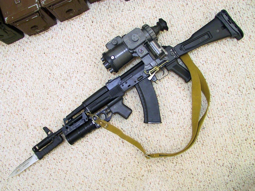 ak74mnt0.jpg