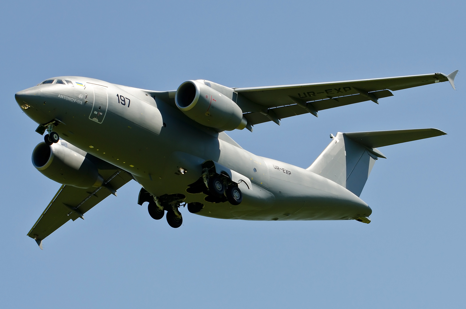 Antonov_An-178_in_military_grey_colours.jpeg