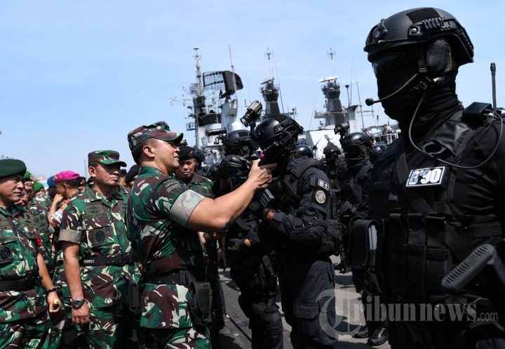 apel-gelar-pasukan-latgab-tni_20190905_224925.jpg