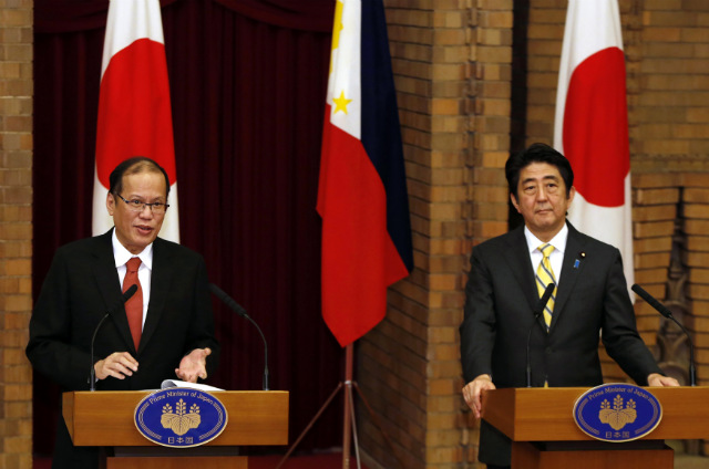 aquino-abe-20140625-1[1].jpg