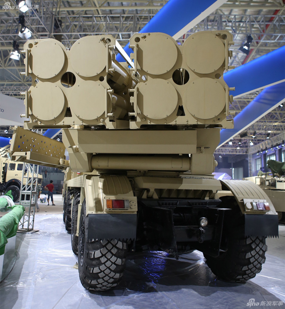 AR3_8X300MLRS_03.jpg