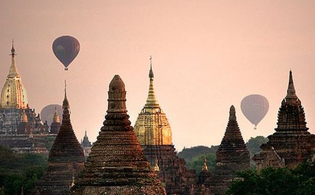 asia-ballooning-over-bagan.jpg