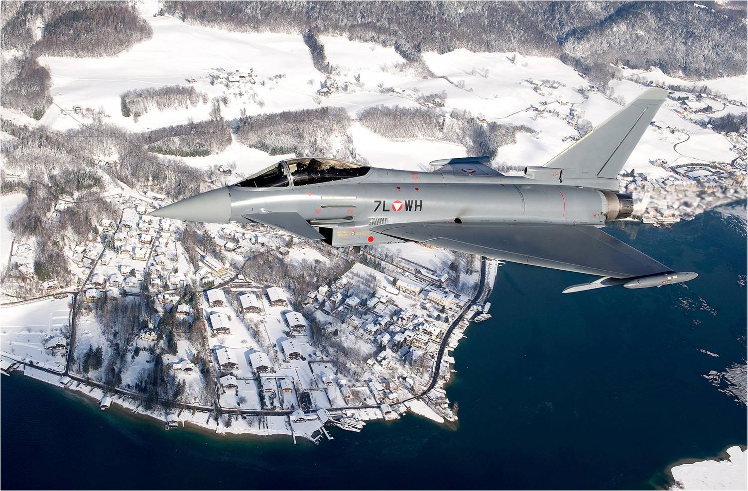 austrian-ef-typhoon_b.jpg