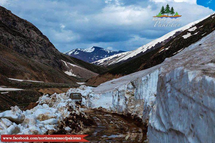 Babusar Top , Kaghan, Pakistan.jpg