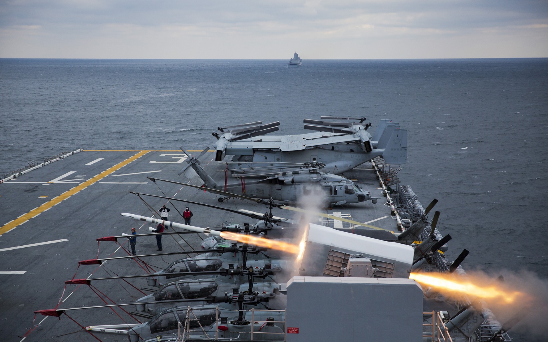 best-military-photos-pt6-rocket-launch-carrier.jpg