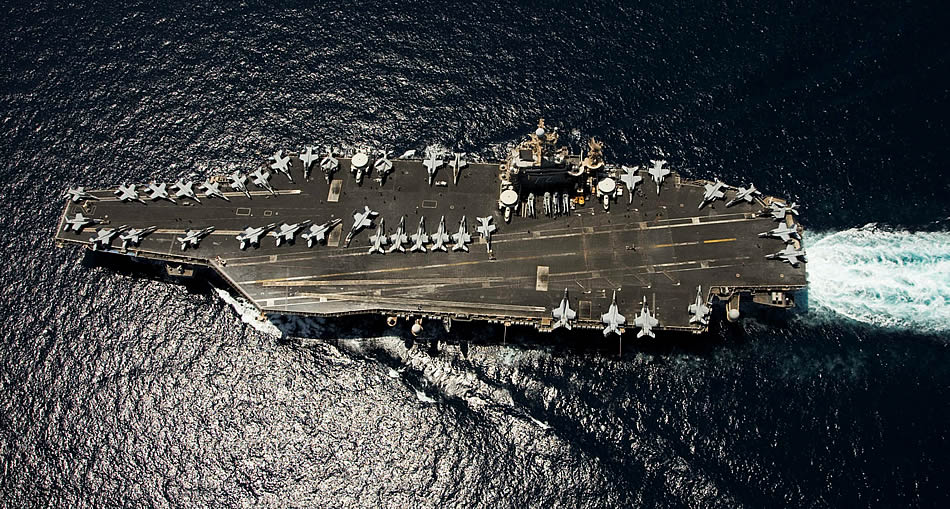 birds-eye-view-uss-abraham-lincoln-04-2012.jpg