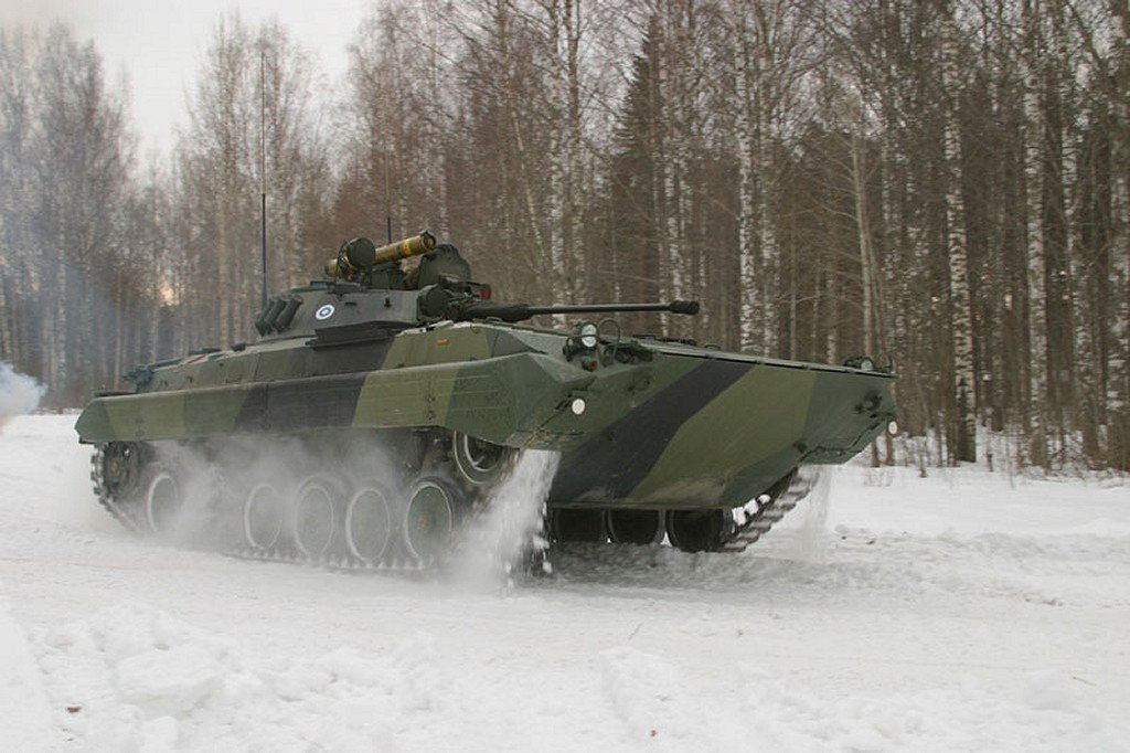 BMP-2_Finnish-Army_001.jpg