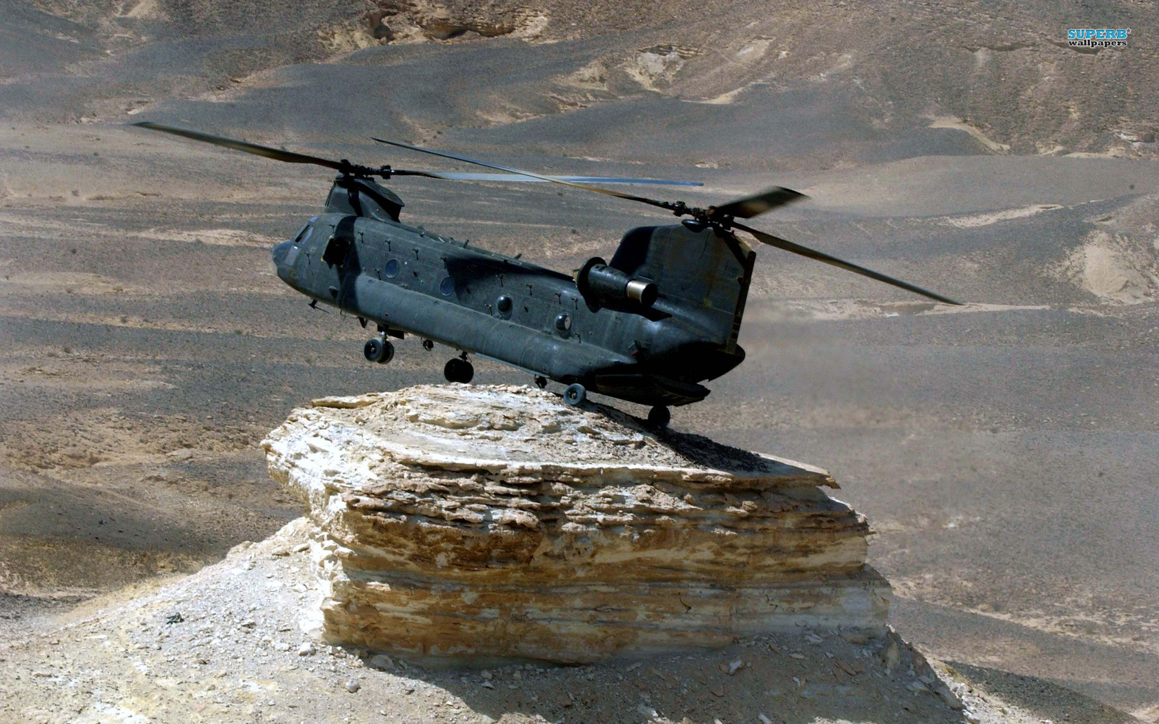 boeing-ch-47-chinook-3711-1680x1050.jpg