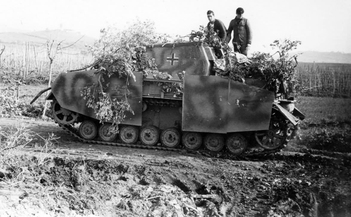 Brummbar_italy_1944_216.jpg