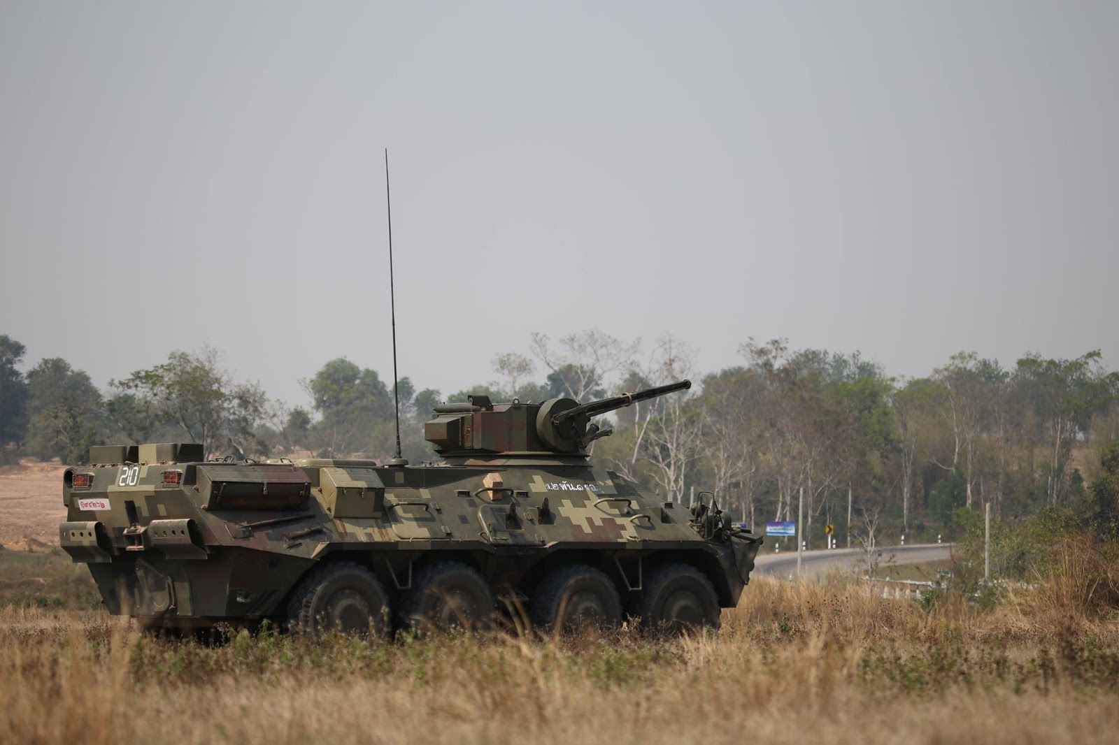 btr-3e1_46.jpg