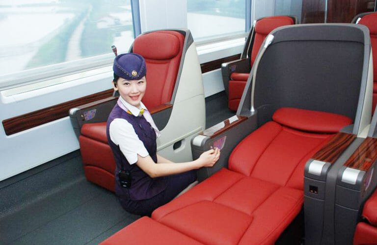 business-class-seat-attendant.jpg