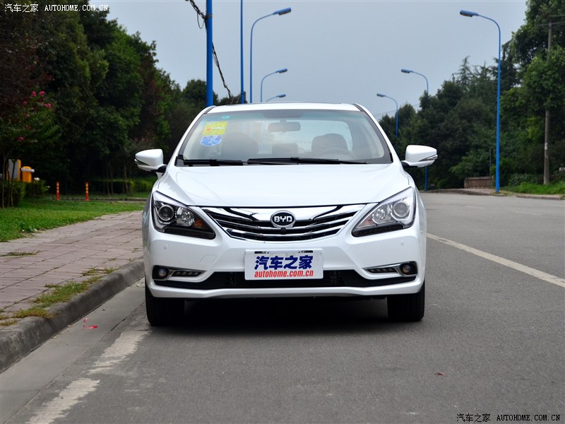 BYD G5 2.jpg