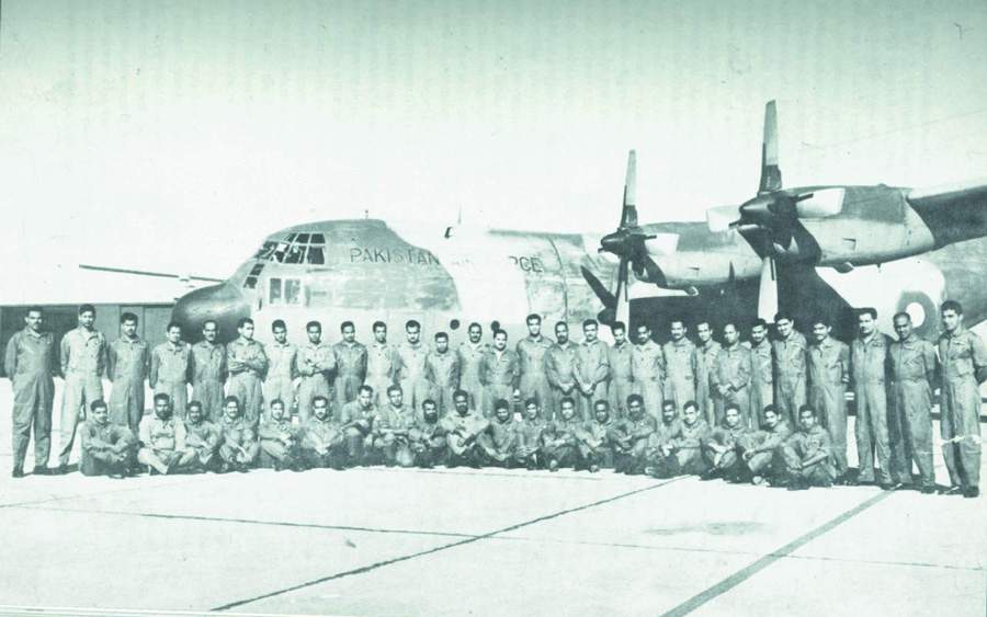 c130_crew.jpg