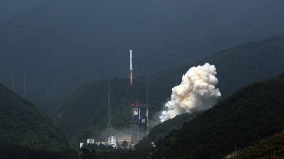 China launches the Yaogan-30 01 reconnaissance satellites 2017-09-29 -01.jpg