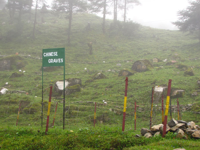 Chinese-graves-at-jaswant-Garh.jpg